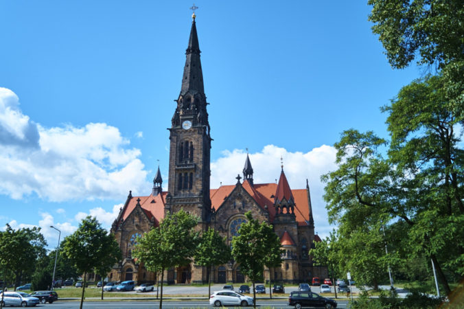 Die beeindruckende Garnisonskirche der Albertstadt wurde im neoromanischen Stil erbaut