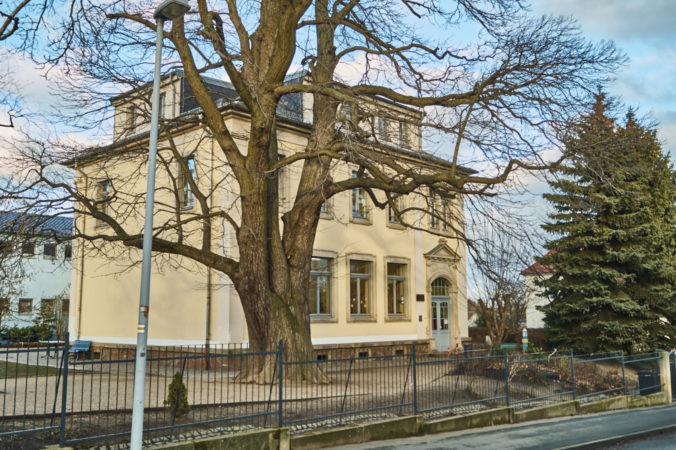 Die 74. Grundschule in Gompitz
