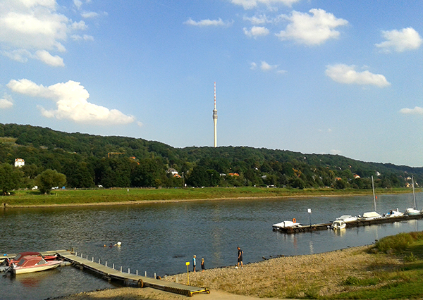 Bootsverleih am Blauen Wunder in Dresden
