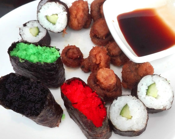 Im Dschingis Khan kannst du soviel Sushi und Kaviar essen wie du möchtest!