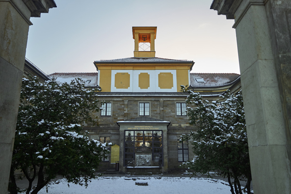 Das Krankenhaus St. Joseph-Stift hat einen sehr schönen Komplex.